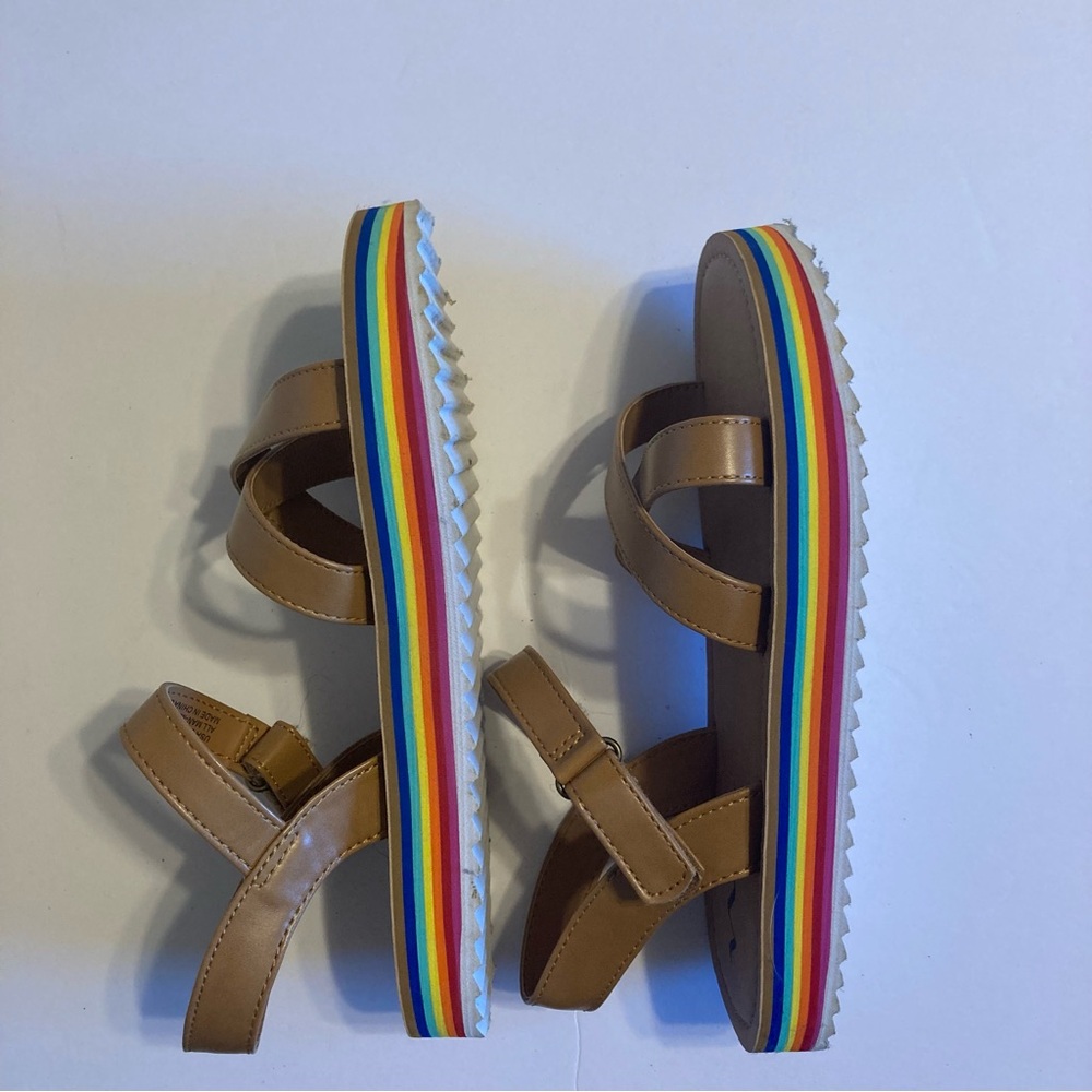 Nina tan 5M platform sandals with rainbow colored bottom